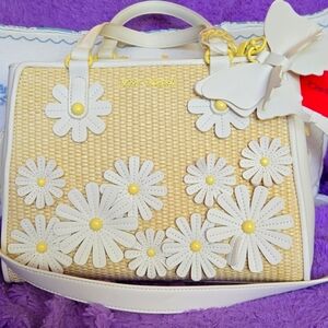 Betsey's Super Cute Cream Tweed Daisy Tote